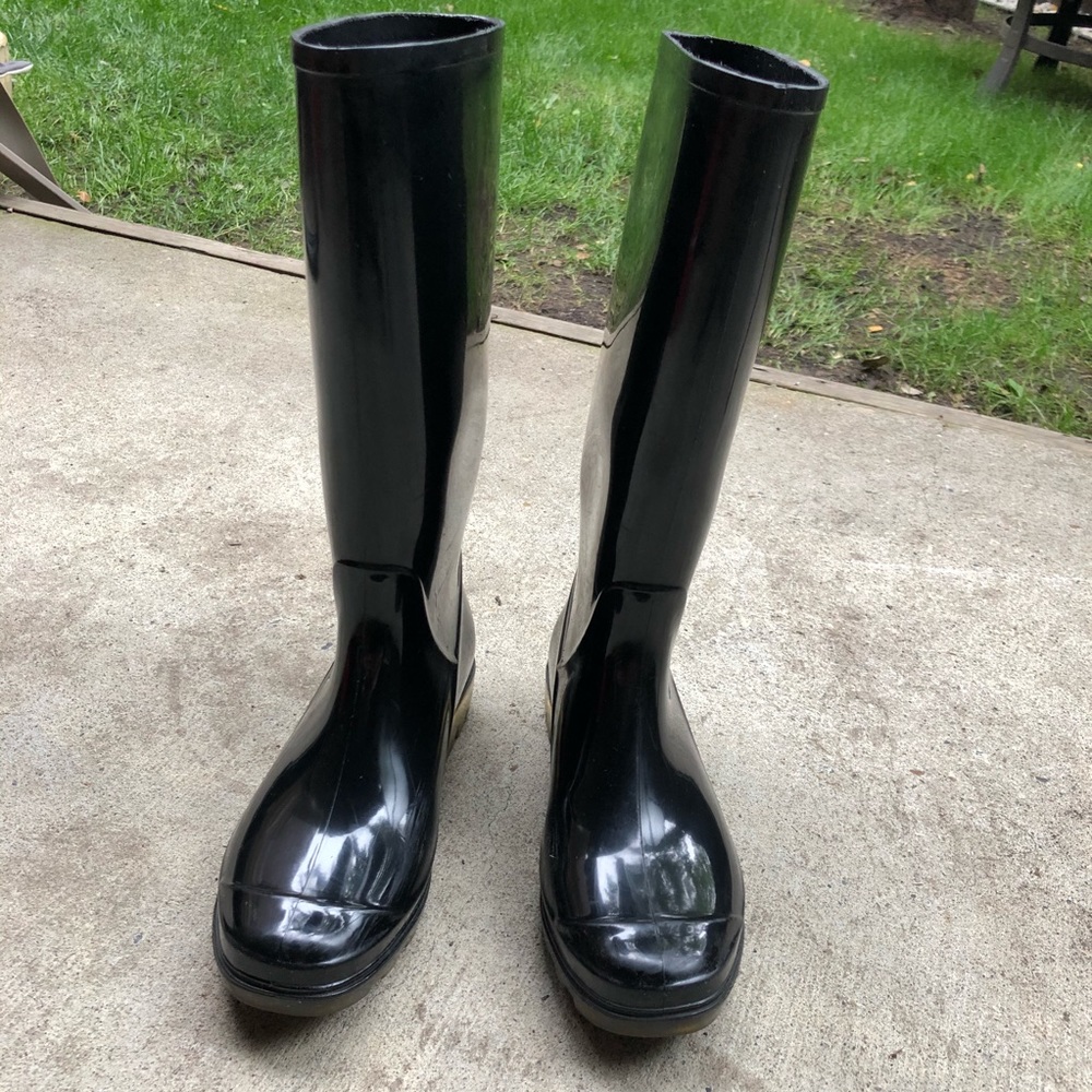 COACH Casual Glossy Black Rubber Rain boots